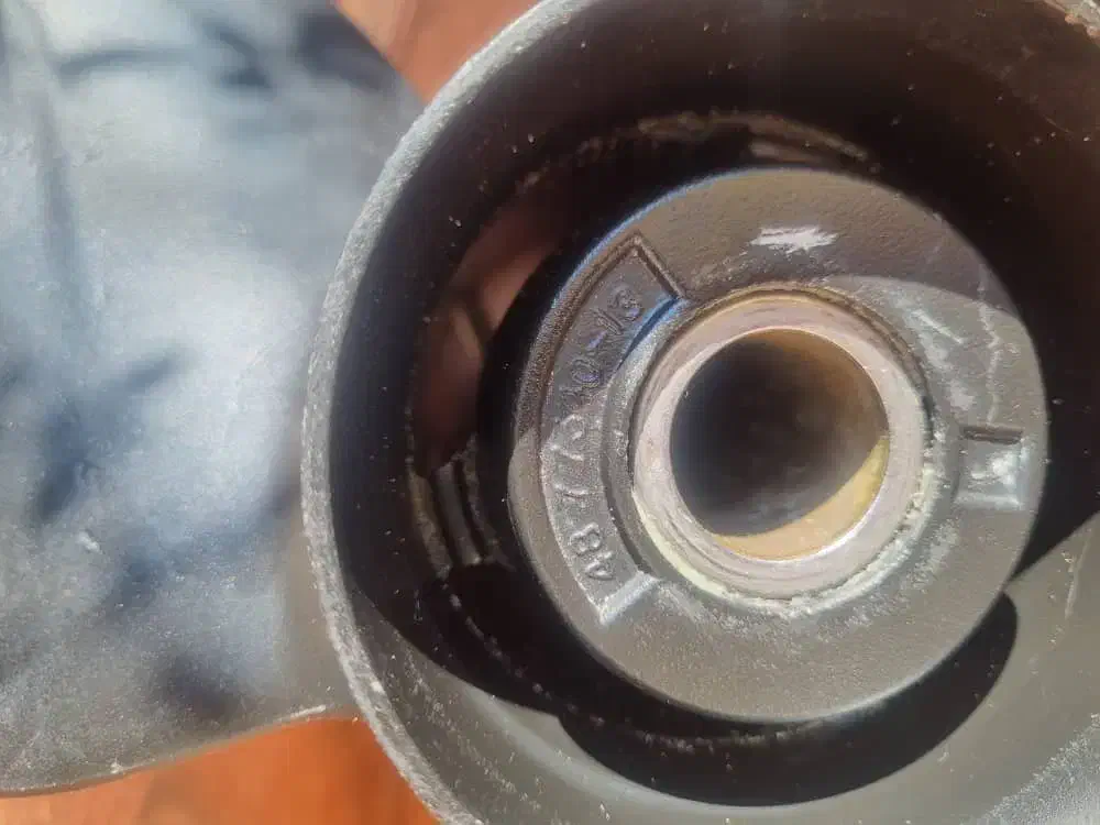 پروانه قابق موتوری|قطعات یدکی و لوازم جانبی|بندر انزلی, بشمن|دیوار