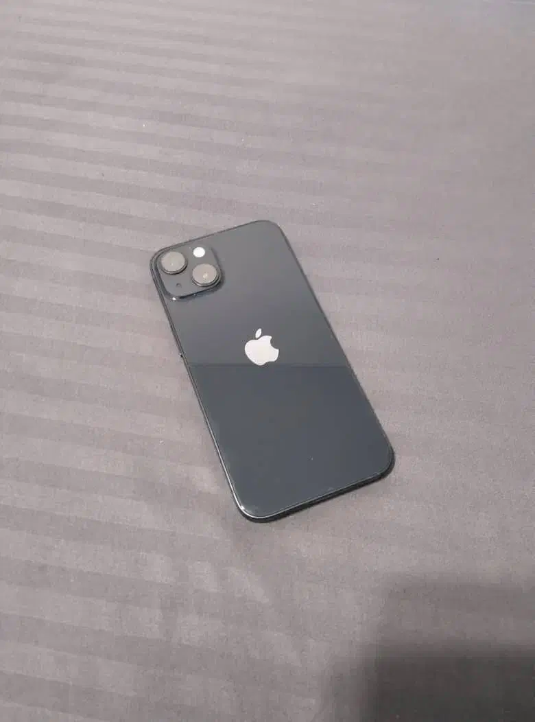 ایفون ۱۳نرمال|موبایل|رشت, منظریه|دیوار