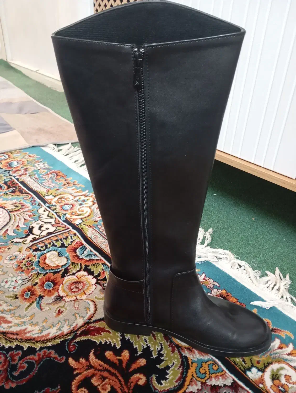 بوت|کیف، کفش، کمربند|قم, کلهری|دیوار