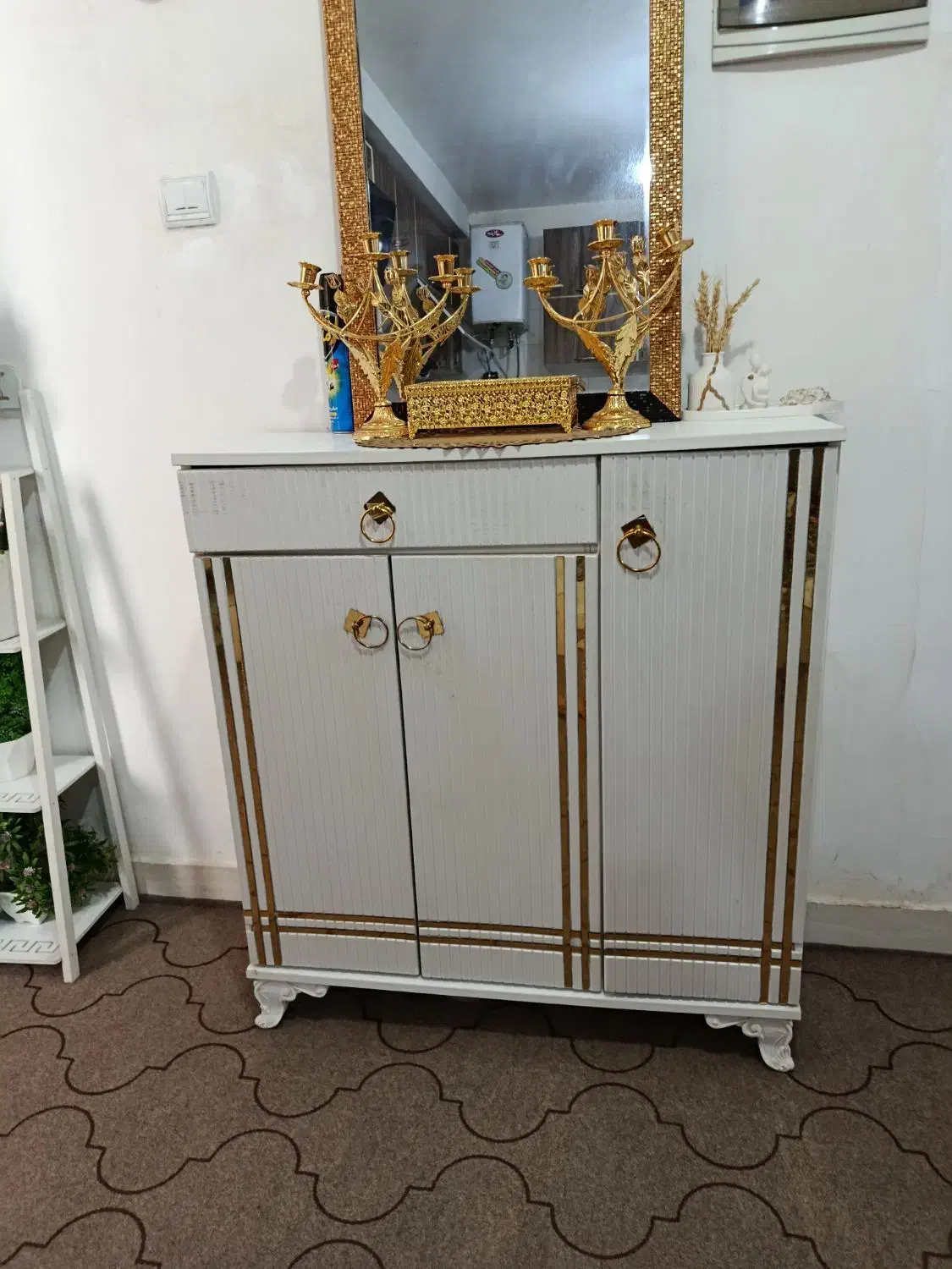 جاکفشی چوبی در حد نو|جاکفشی، کمد، دراور|میناب, |دیوار