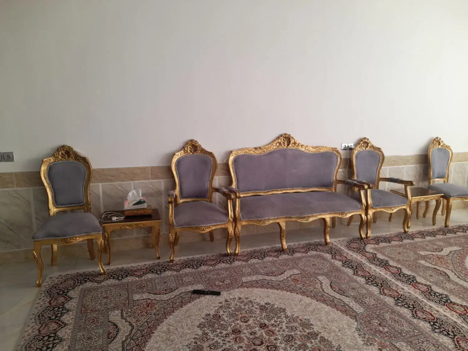 مبل و میز تلوزیون و بوفه و میز ناهار خوری در حدنو|مبلمان خانگی و میز عسلی|سرایان, |دیوار