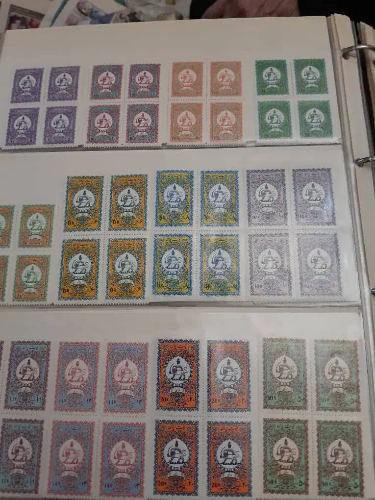 فروش چند آلبوم تمبر قدیمی کلکسیونی|کلکسیون سکه، تمبر، اسکناس|تهران, دانشگاه شریف|دیوار