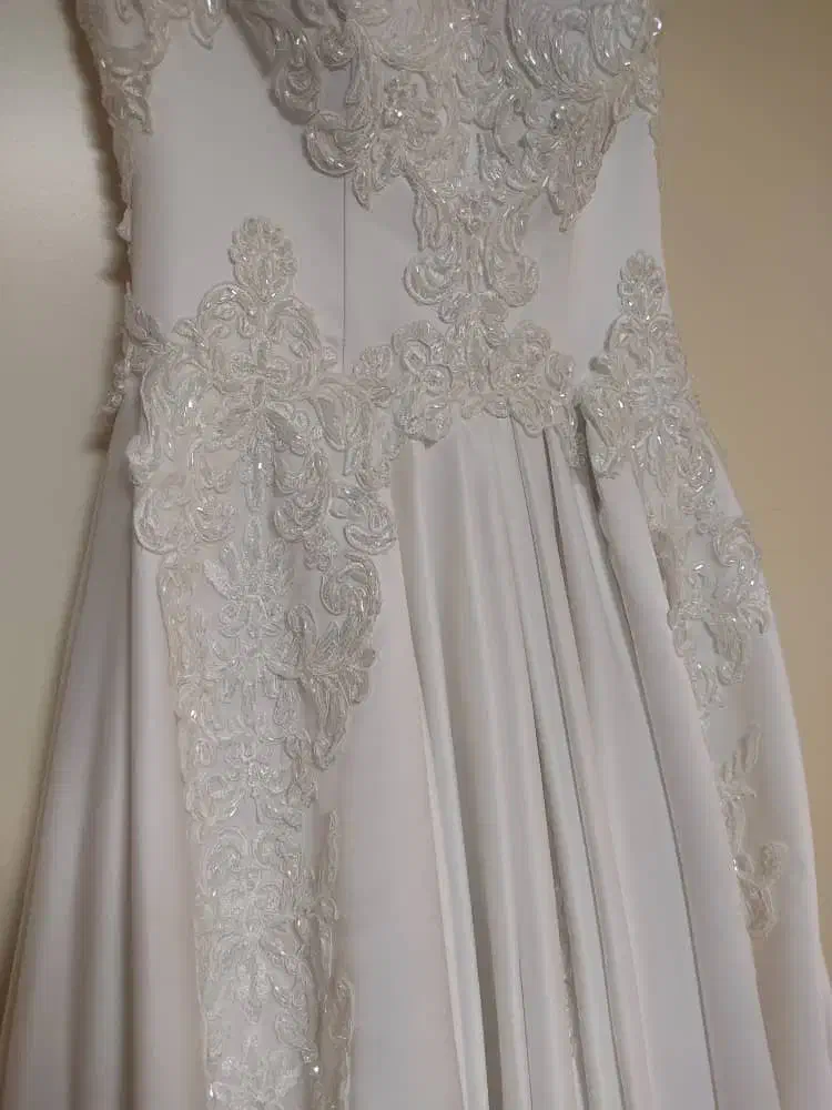 لباس عروس|لباس|نوشهر, |دیوار