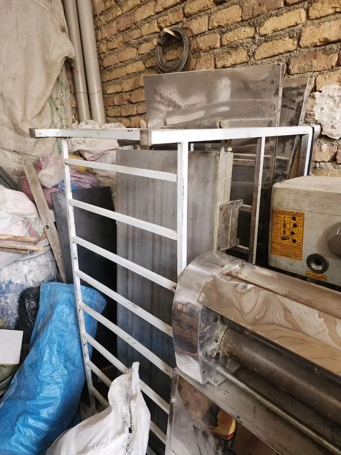 وسایل کلوچه پزی میکسر فر خمیر گیر|کافی‌شاپ و رستوران|بهارستان, |دیوار