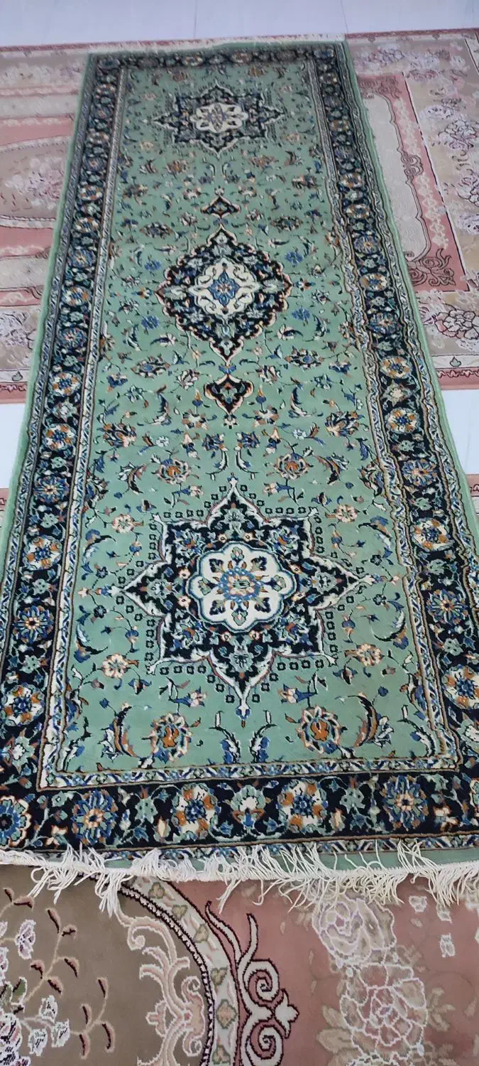 فرش پله یا کناره سالم 1در 3/5|فرش|ارومیه, |دیوار