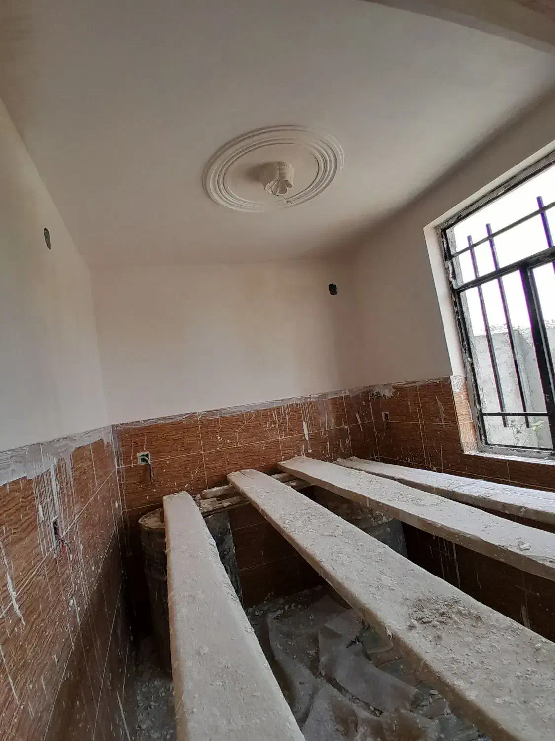 باغچه|فروش زمین و ملک کلنگی|رباط‌کریم, پیغمبر|دیوار