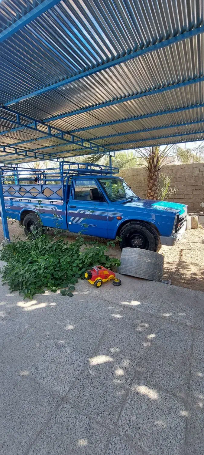 خودرو وانت نیسان|خودرو سواری و وانت|خشت, |دیوار