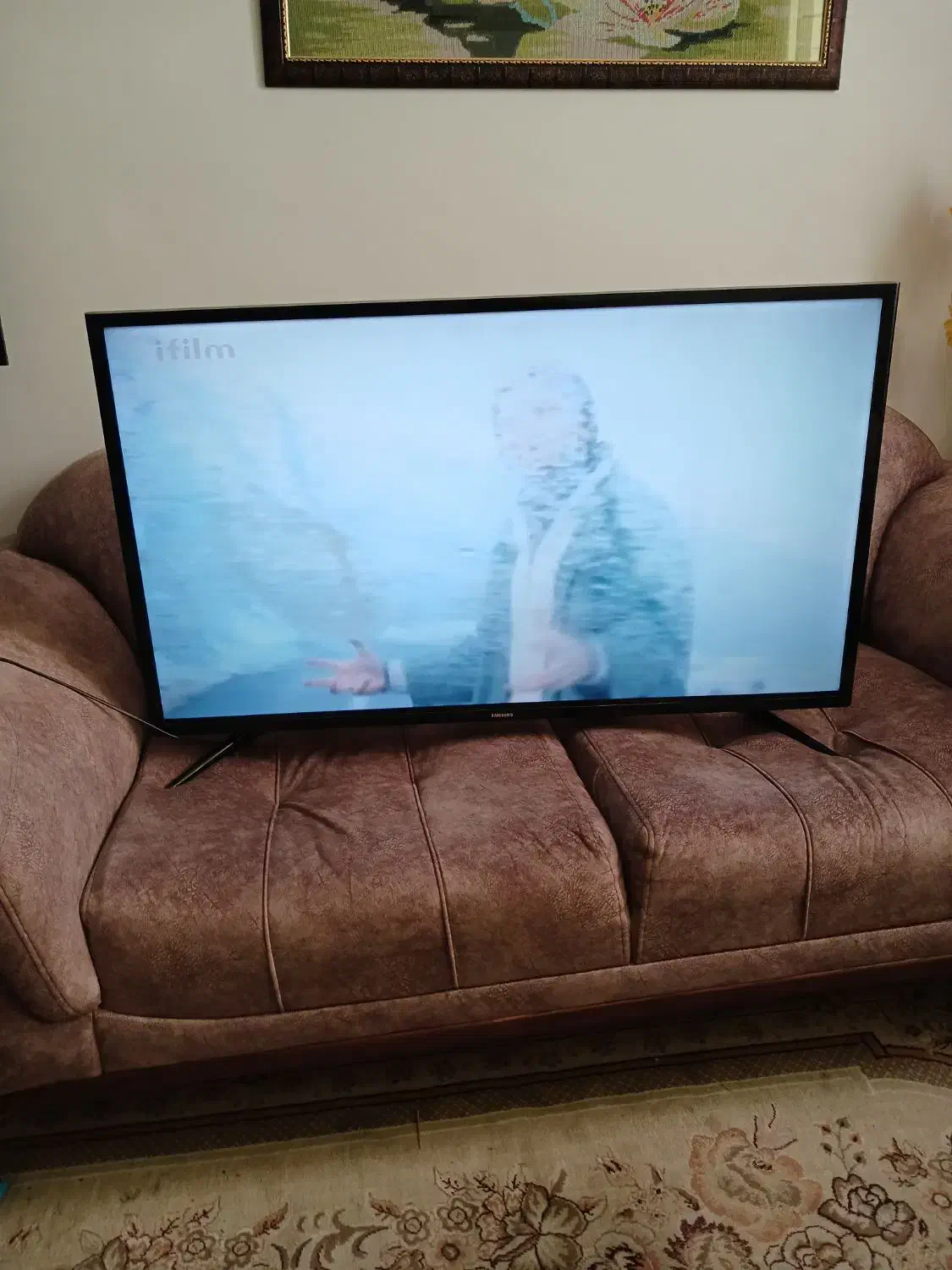 تلویزیون سامسونگ ۴۳اینج کاملآ سالم|تلویزیون و پروژکتور|رشت, منظریه|دیوار