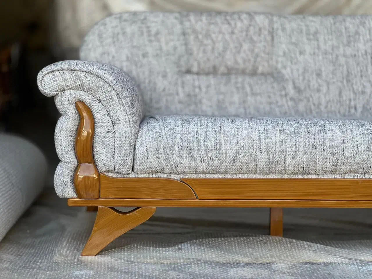 مبلمان راحتی اقساط ۱۵ماه بدون بهره|مبلمان خانگی و میز عسلی|رزن, |دیوار