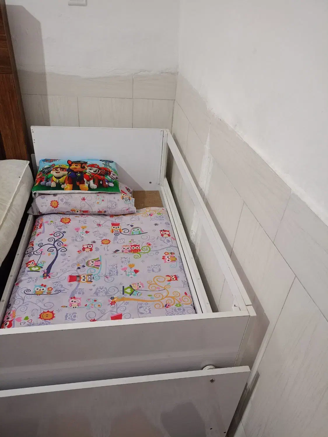 تخت گهواره ای کودک|تخت و صندلی بچه|نیشابور, بنیاد شهید|دیوار