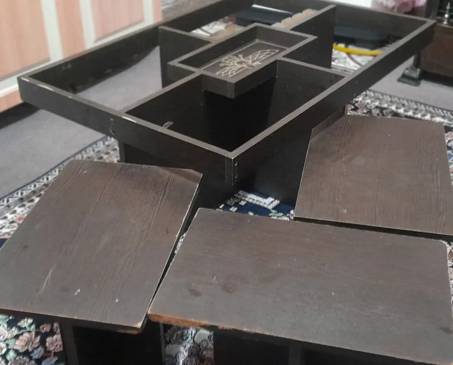 گل میز|مبلمان خانگی و میز عسلی|یاسوج, |دیوار