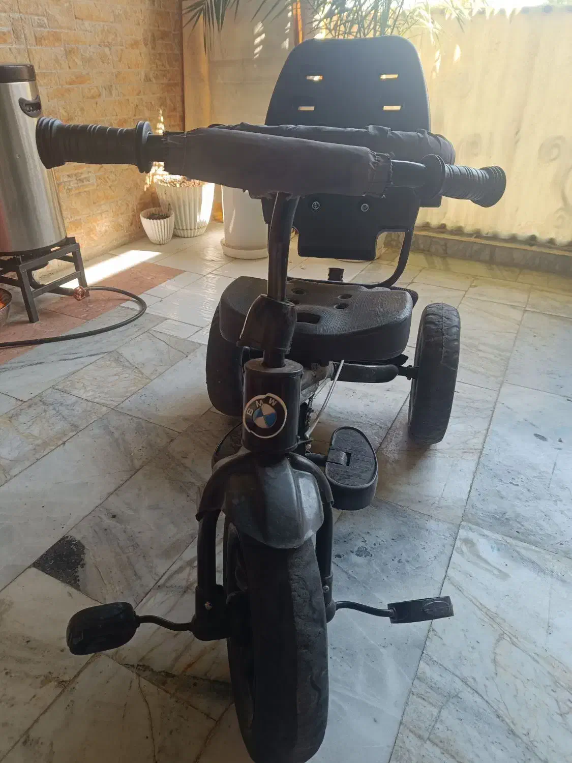 سه چرخه|دوچرخه، اسکیت، اسکوتر|هشتگرد, هشتگرد قدیم|دیوار