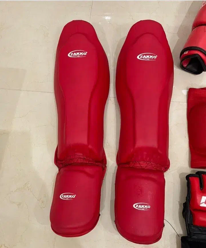 پک کامل لوازم ورزشی موی تای کاملا نو توافقی|تجهیزات ورزشی|زنجان, |دیوار