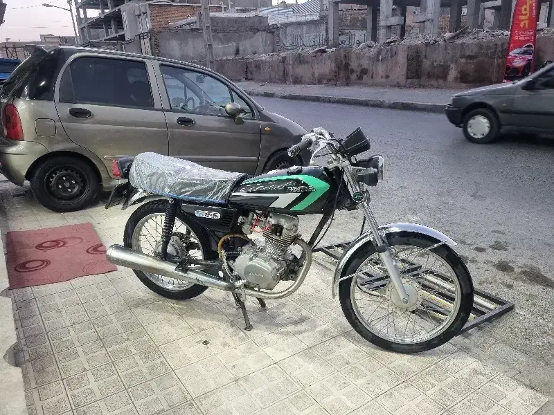 خرید و فروش انواع موتور پلاک ملی و مزایده|موتورسیکلت|قروه, |دیوار