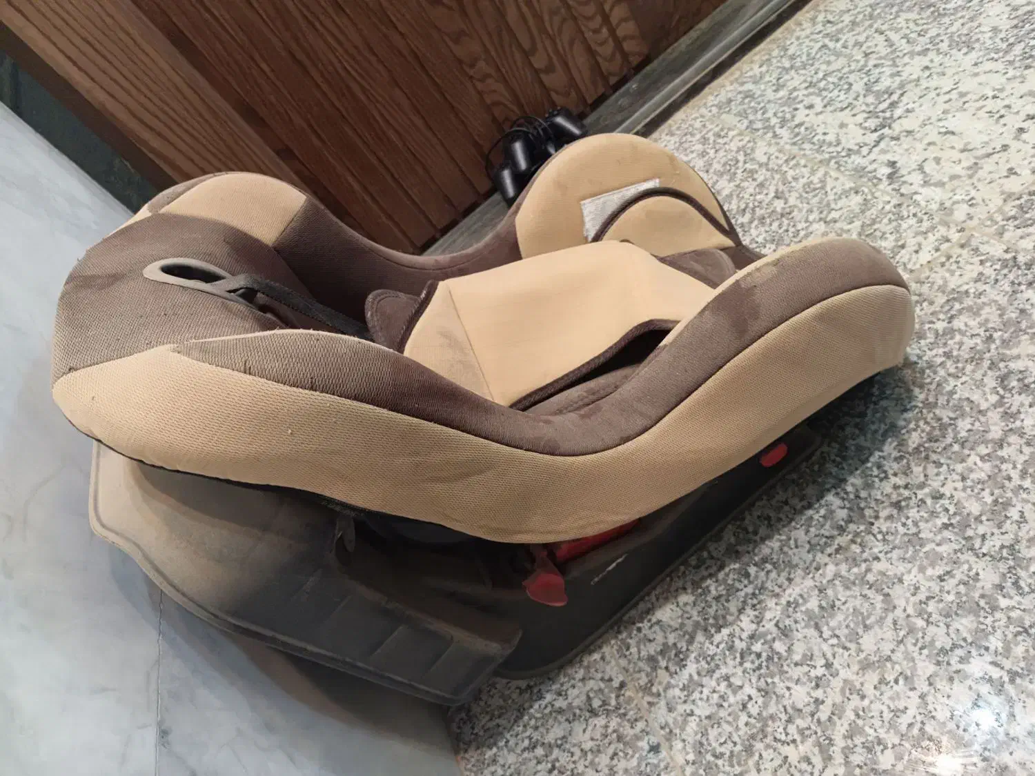 صندلی کودک|تخت و صندلی بچه|برخوار, |دیوار