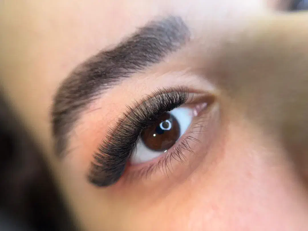 کاشت و لیفت مژه در پیروزی فقط ۱۹۸تومن|خدمات آرایشگری و زیبایی|تهران, ائمه اطهار|دیوار