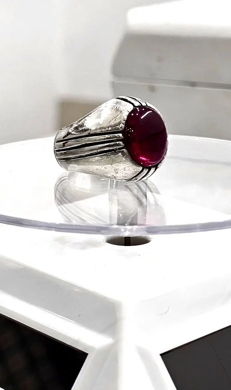 انگشتر یاقوت سرخ|جواهرات|نور, |دیوار