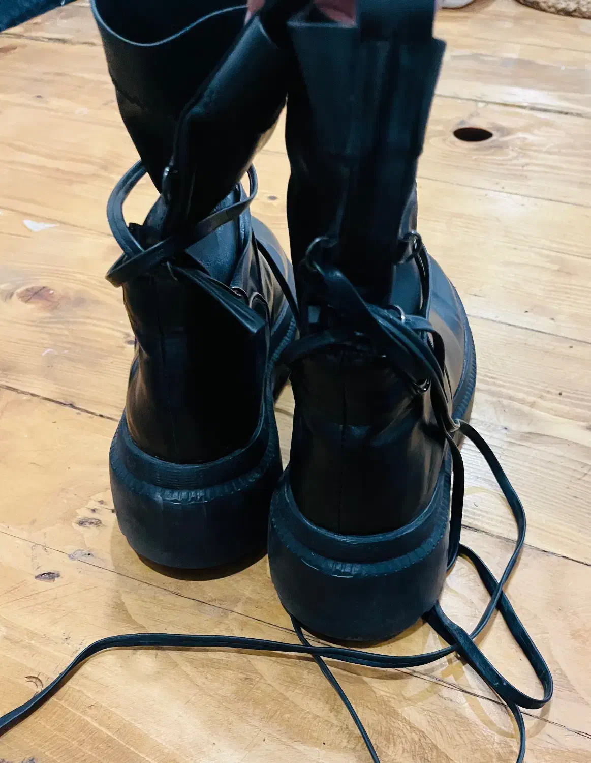 نیم بوت ترندی چرم|کیف، کفش، کمربند|کرج, گوهردشت|دیوار