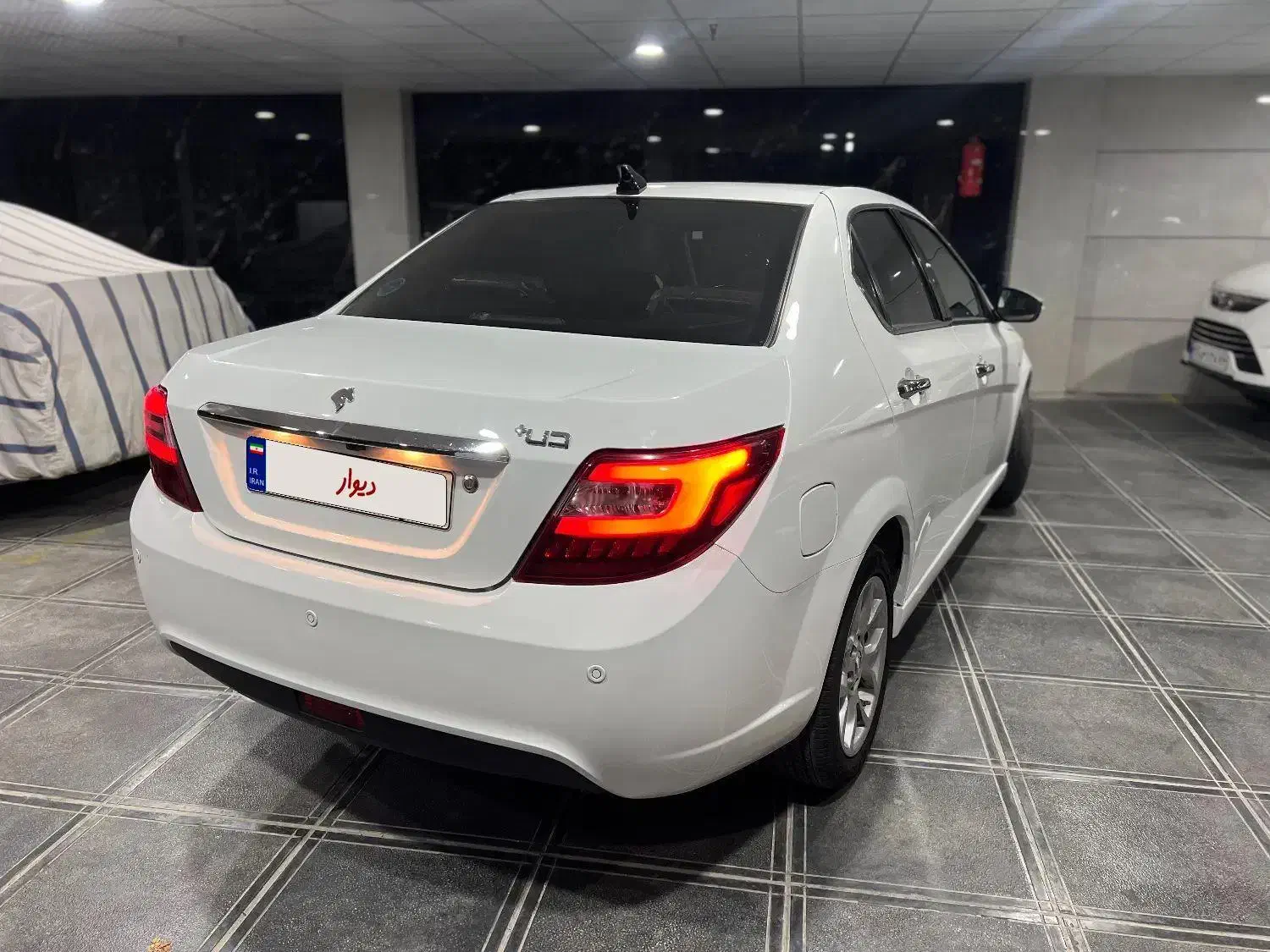 دناپلاس اتوماتیک 1402|خودرو سواری و وانت|شیراز, باهنر|دیوار