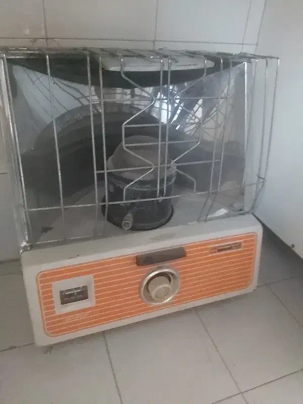 چراغ نفتی|کلکسیون اشیاء عتیقه|تهران, اختیاریه|دیوار