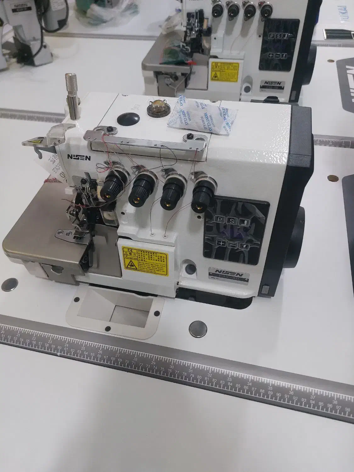 سردوزصنعتی ۵نخ و۴نخ|چرخ خیاطی و ریسندگی|علیآباد کتول, |دیوار