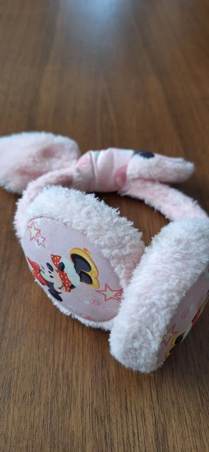 گوشگیر|کفش و لباس بچه|شیروان (خراسان), |دیوار