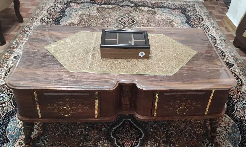 میز عسلی به همراه ۳تا جلومبلی باهم|مبلمان خانگی و میز عسلی|فومن, |دیوار