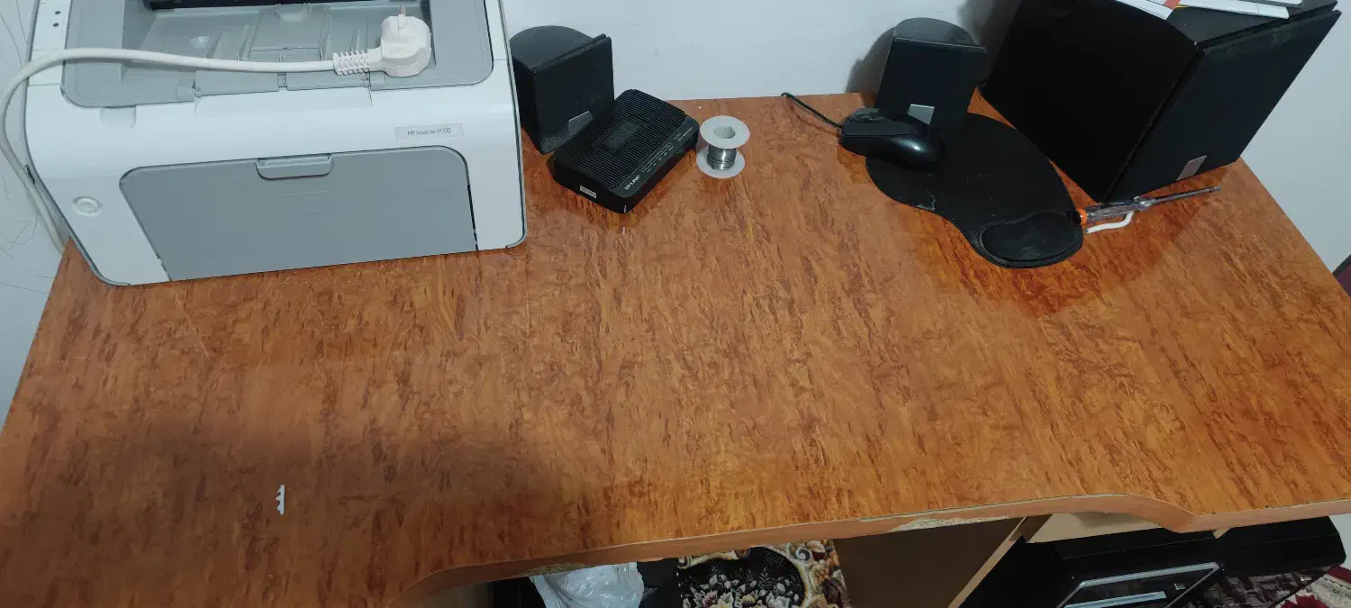 میز کاوپیوتر|میز تحریر و کامپیوتر|فردیس, خیام شرقی|دیوار