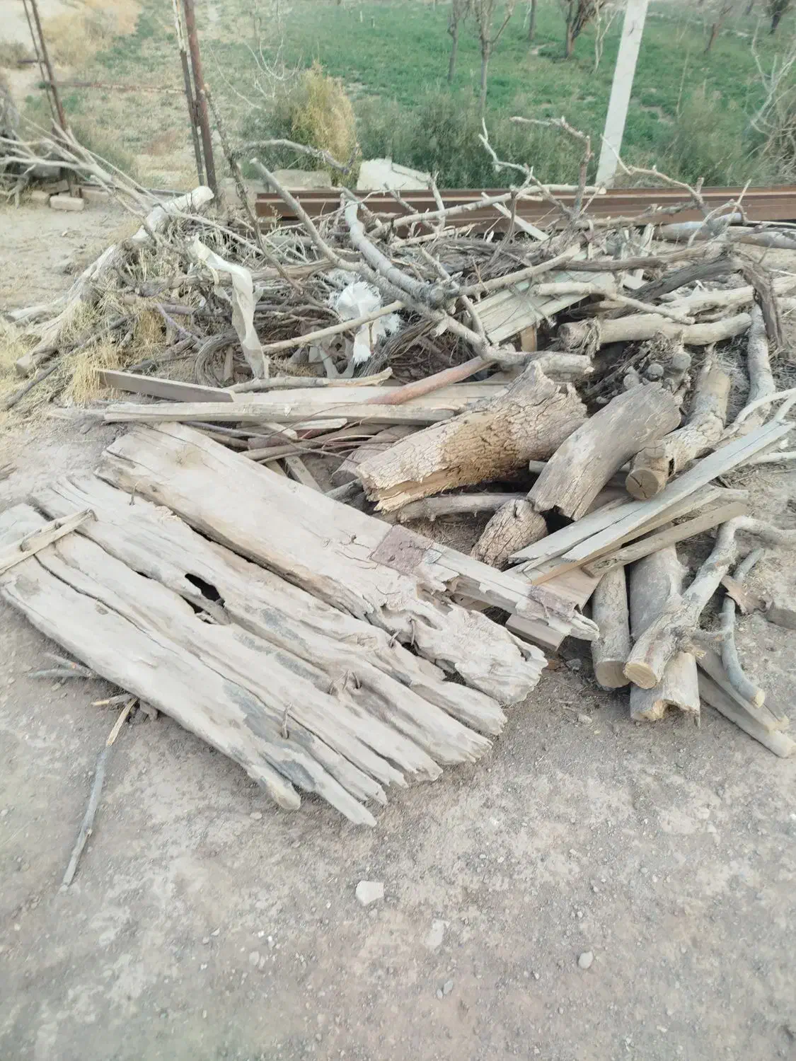 چوب برای ذغال|عمده‌فروشی|اسحاق آباد, |دیوار