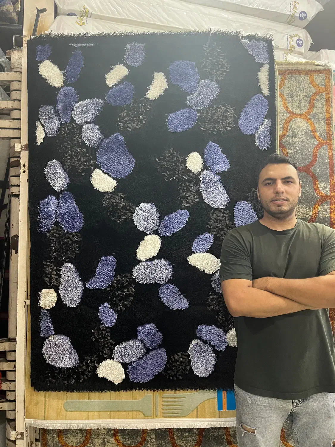 پرزدار ۳متری تخفیف خورده اکبند|فرش|قدس, شهر‌قدس|دیوار