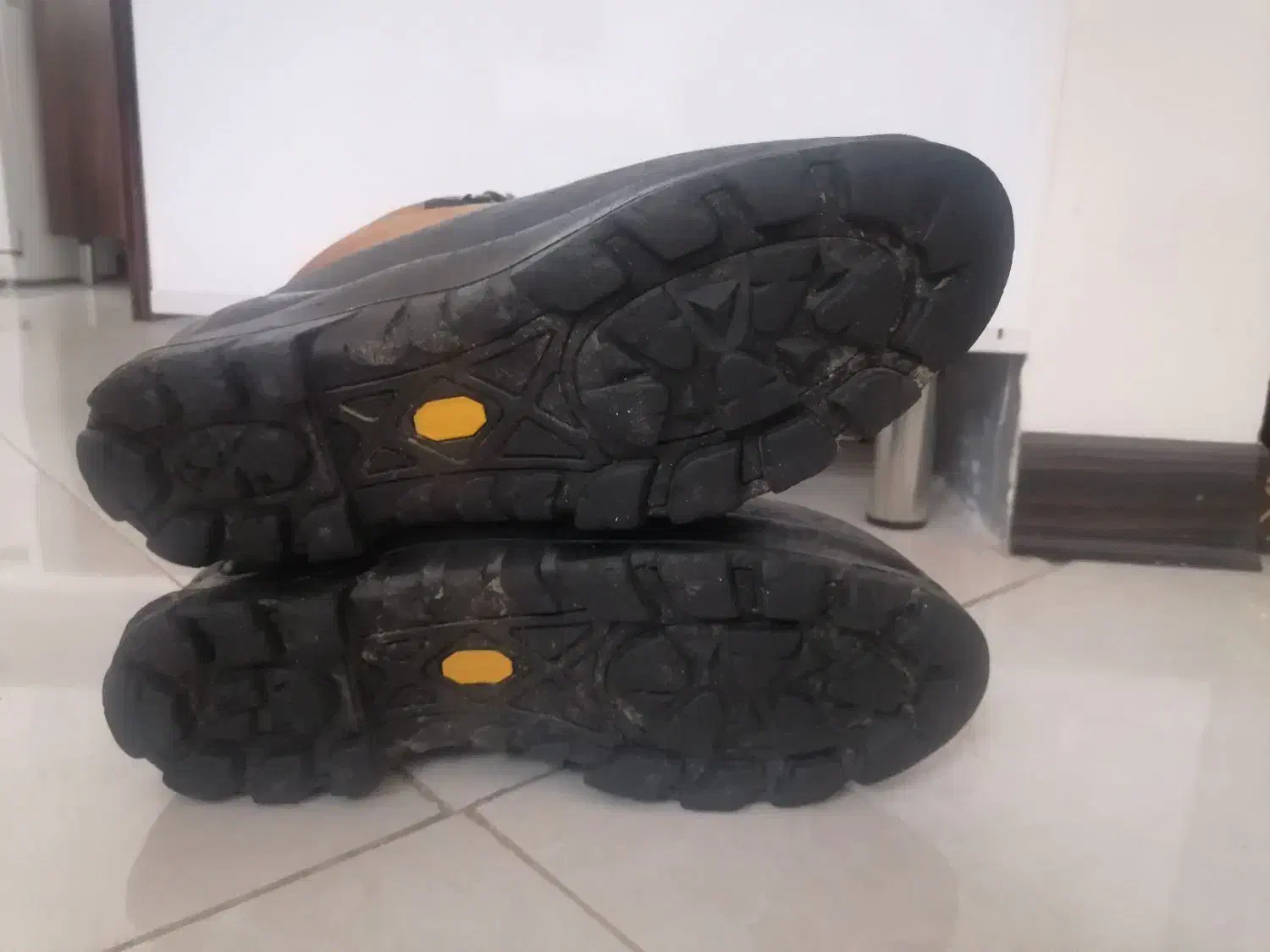 کفش دو پوش کوهنوردی بستارد اسپانیایی|کیف، کفش، کمربند|اراک, |دیوار