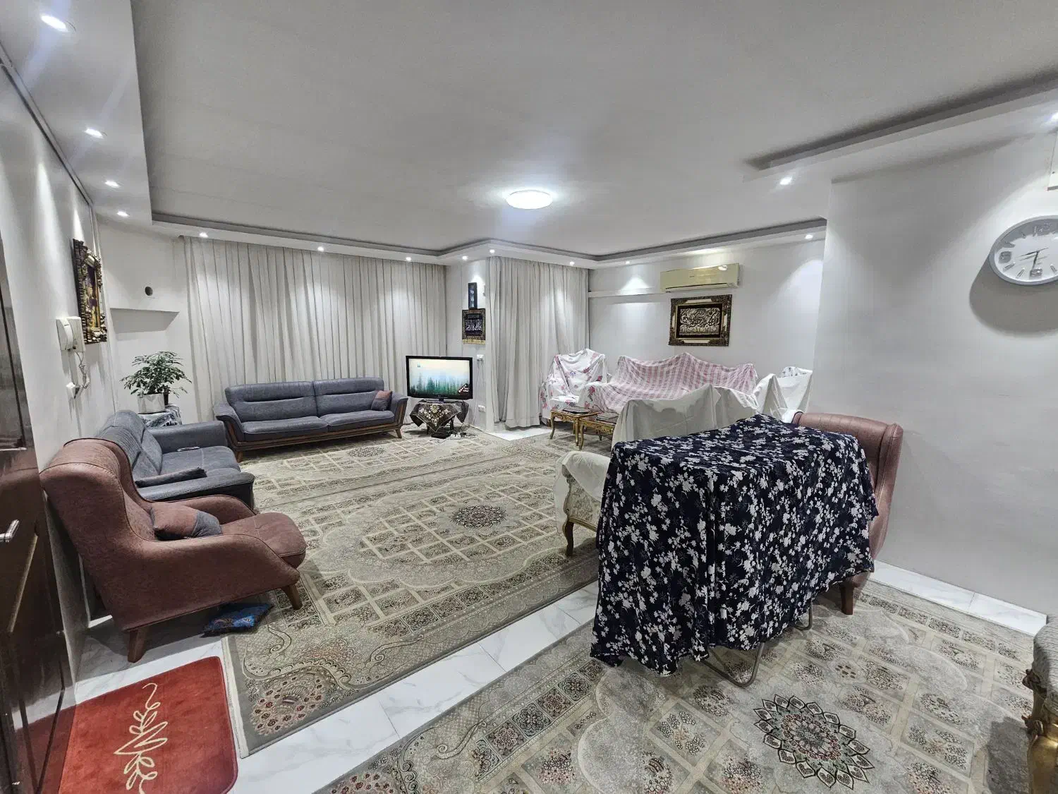 اپارتمان ۱۱۰ متری دو خواب|فروش آپارتمان|مشهد, شفا|دیوار