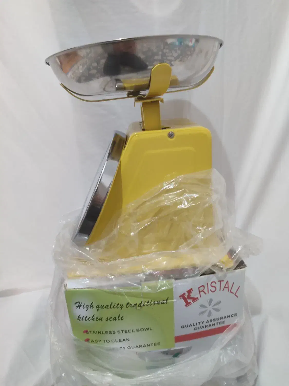 ترازو|ظروف پخت‌وپز|بروجن, |دیوار