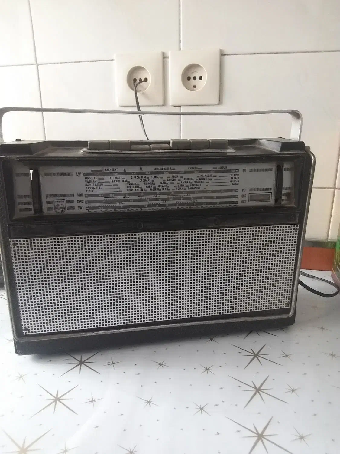 رادیو قدیمی|کلکسیون اشیاء عتیقه|خوی, |دیوار