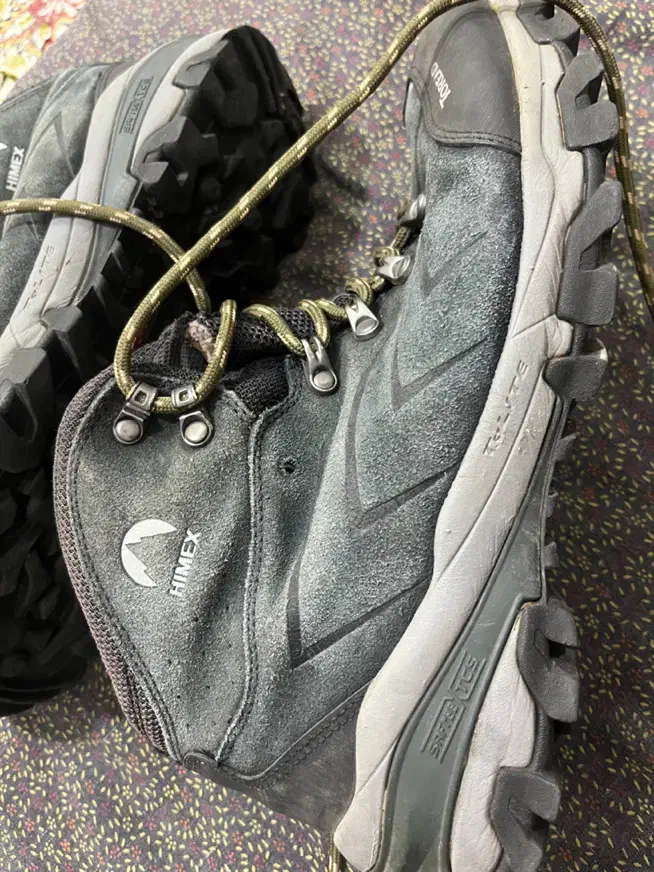 کفش کوهنوردی|کوهنوردی و کمپینگ|تهران, آبشار|دیوار