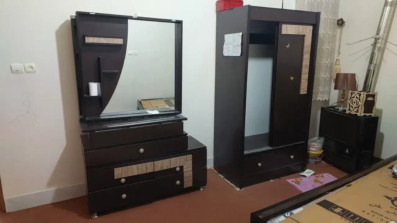 سرویس کمد ومیز آرایش|جاکفشی، کمد، دراور|مبارکه, |دیوار