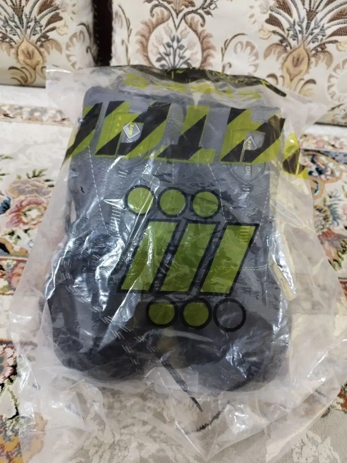 کفش ایمنی نو|کیف، کفش، کمربند|امیدیه, |دیوار