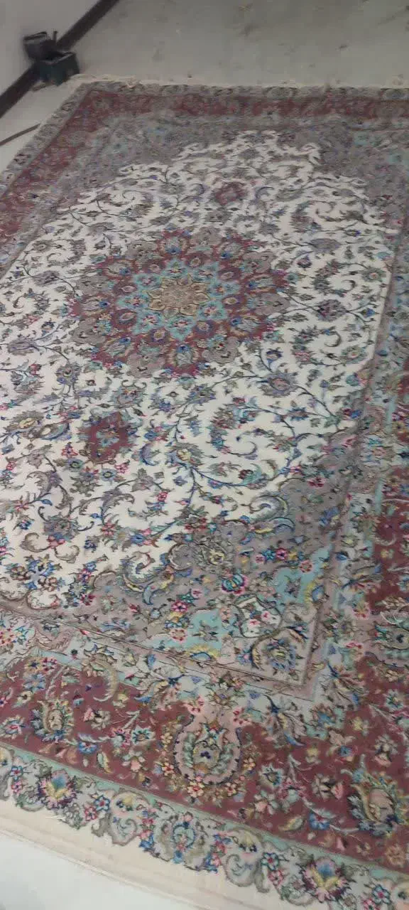 فرش ۹متری دست بافت پشم ۴رنگ ابریشم|فرش|کاشان, حسن آباد|دیوار