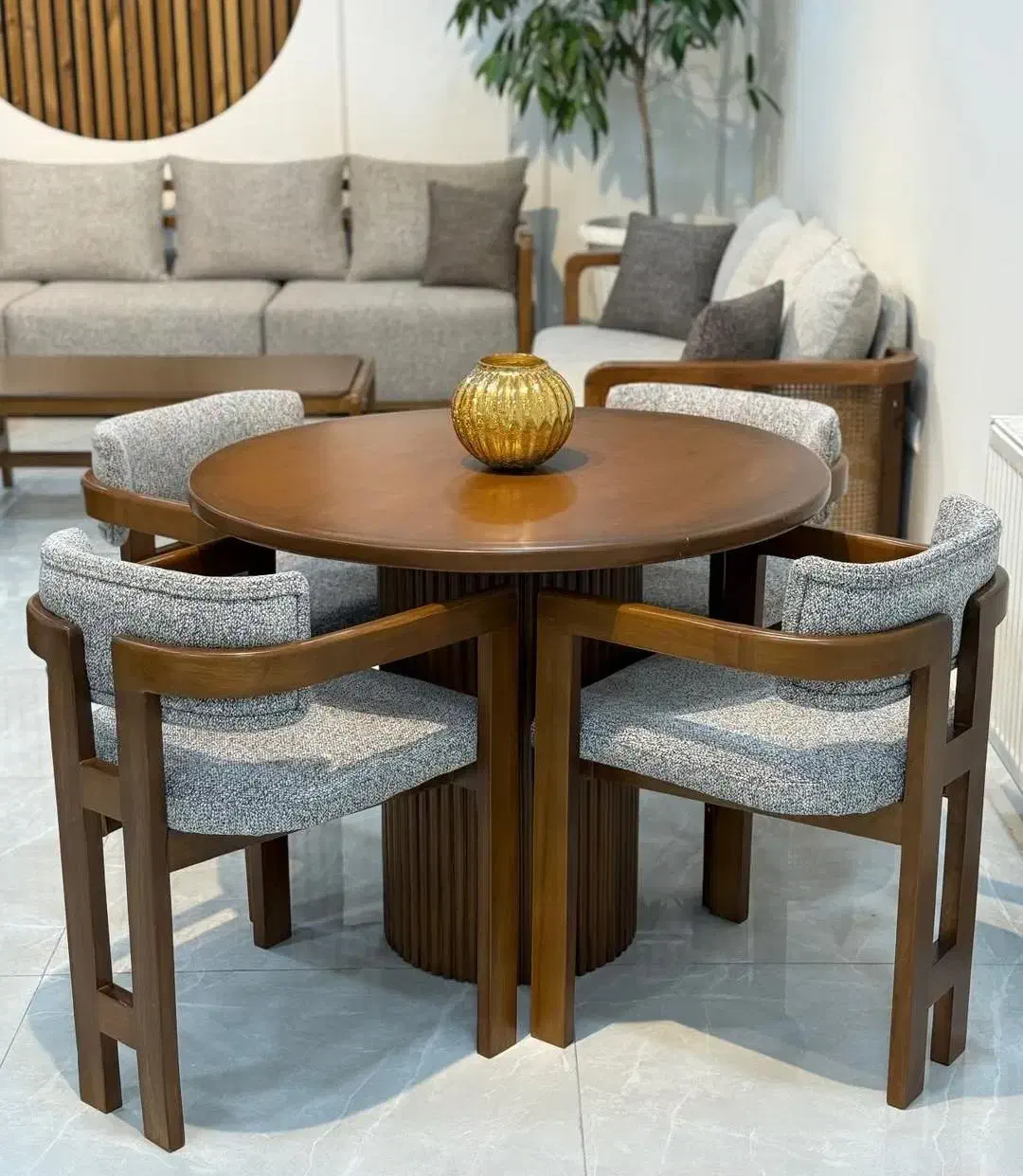 فروشنده خانم|استخدام خدمات فروشگاه و رستوران|جهرم, |دیوار