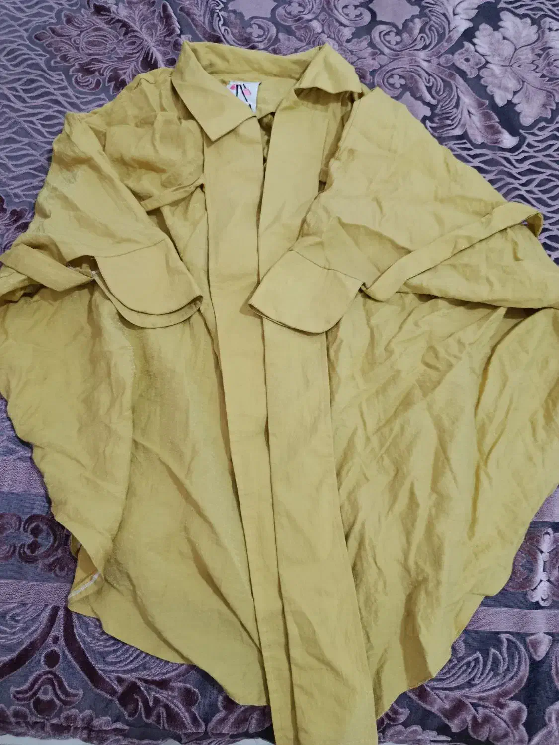 چند عدد مانتو و سارافون و شومیز مجلسی|لباس|مهاجران, |دیوار