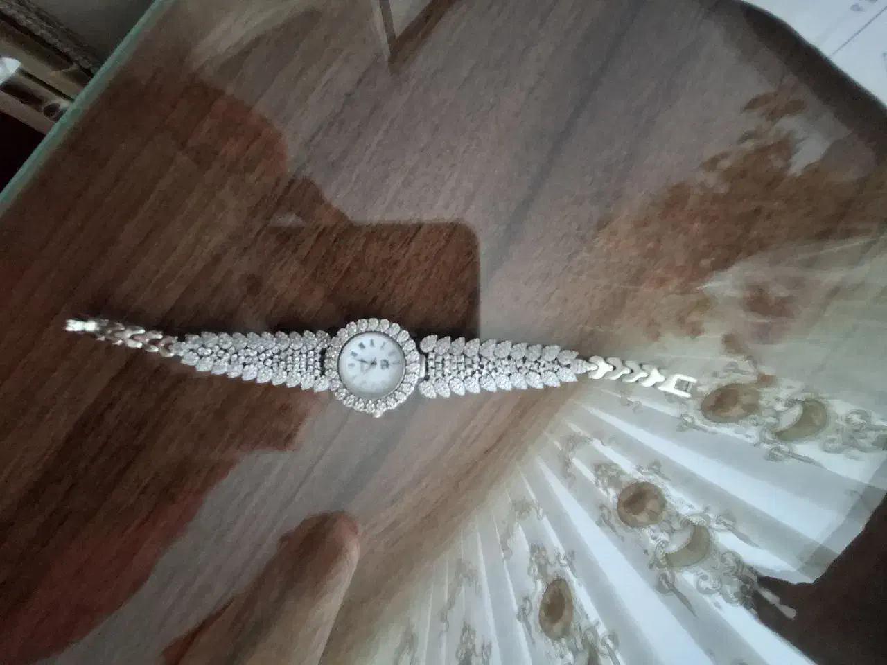 ساعت نقره  زنانه برندجی ای تی|ساعت|شهرکرد, |دیوار