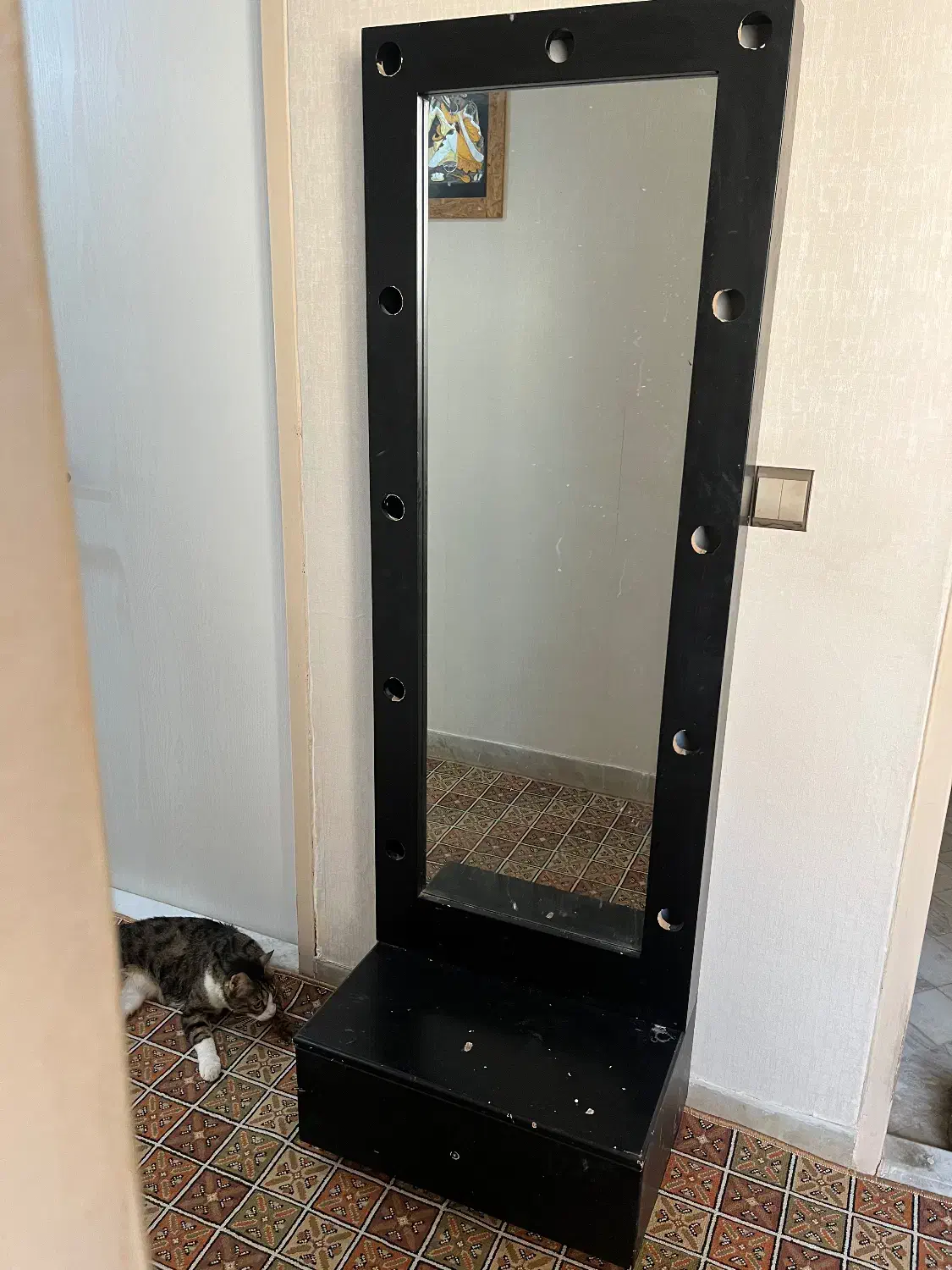 مبل تخت شو و آینه لامپی|تخت و سرویس خواب|تهران, مهران|دیوار