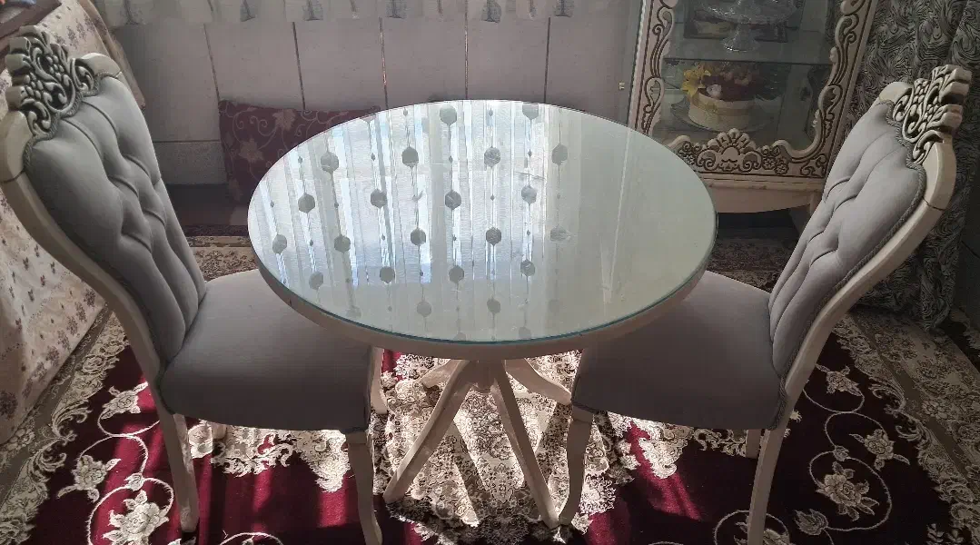 میز ناهار خوری و ویترین|میز و صندلی غذاخوری|داران, |دیوار