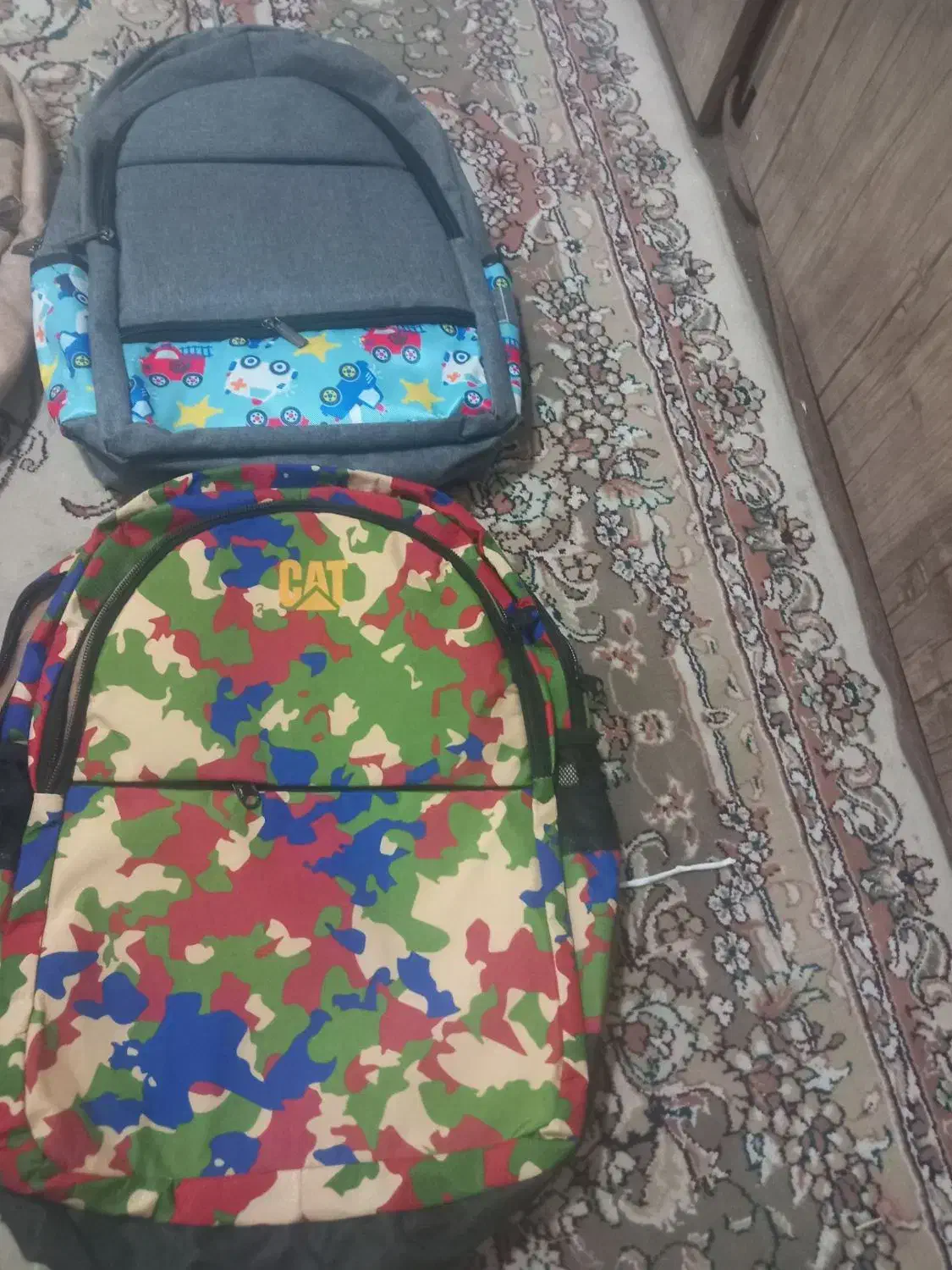 کیف مدرسه|کیف، کفش، کمربند|هرسین, |دیوار