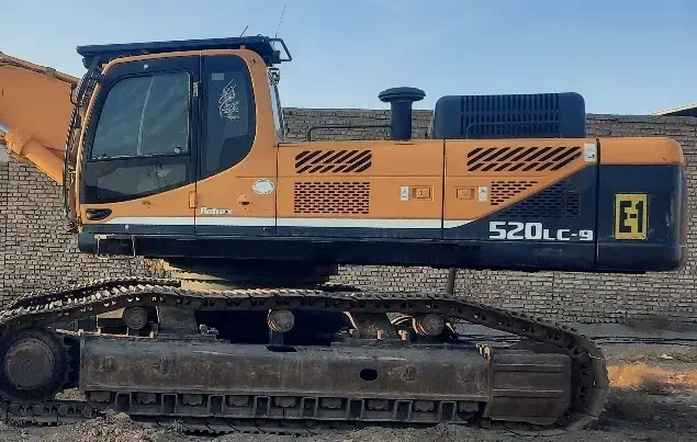 بیل مکانیکی ۵۲۰ هیوندا معاوضه بابیل کوچکتر به قیمت|خودرو سنگین|تهران, آذری|دیوار