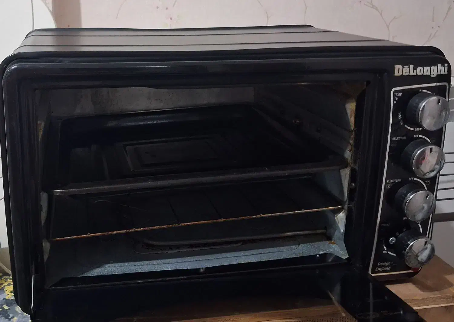 توستر Delonghi|اجاق گاز و لوازم برقی پخت‌وپز|هشتگرد, شهرک صبا سوله|دیوار