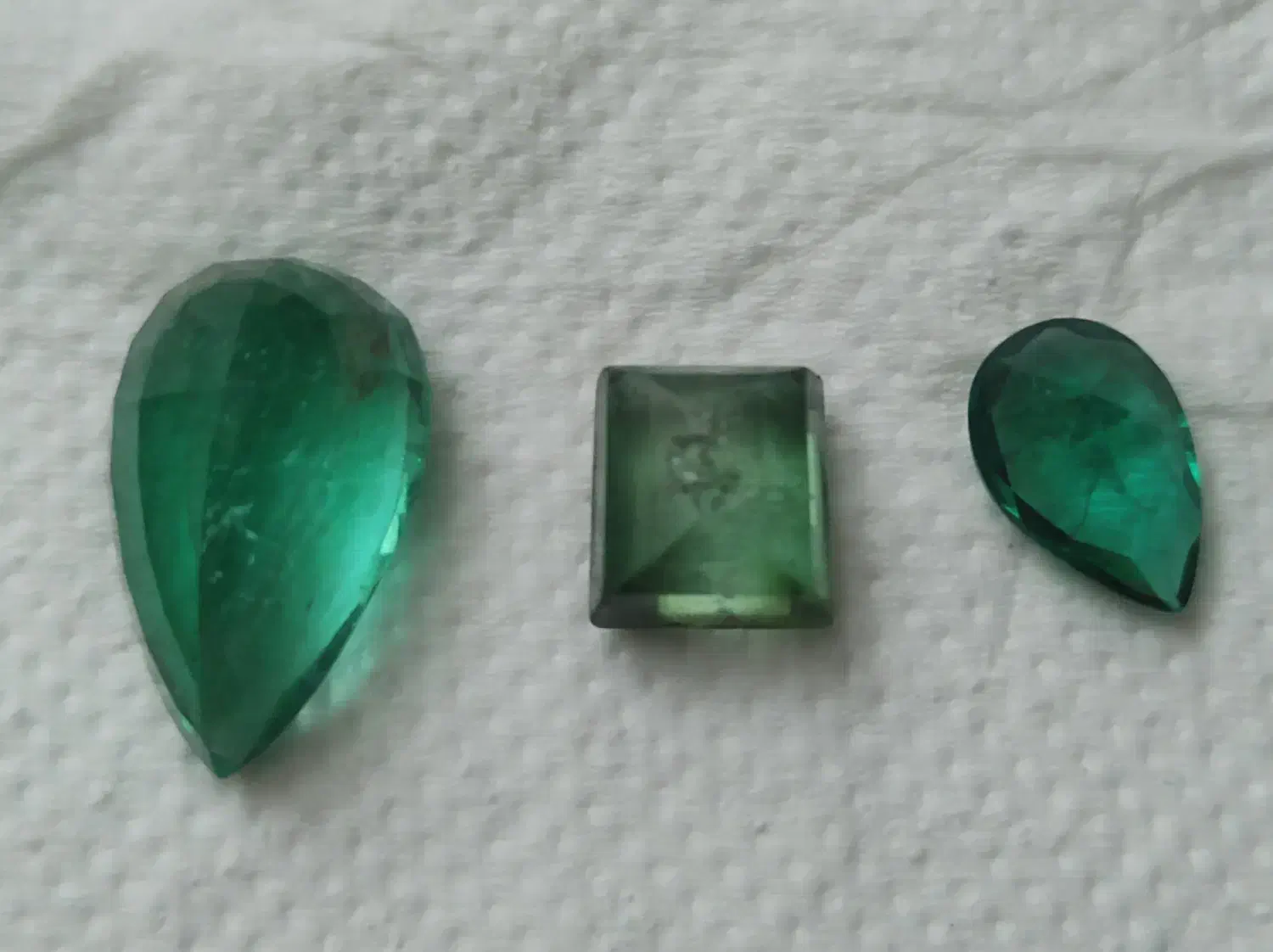 زمرد و زبرجد|جواهرات|تهران, سیمای ایران|دیوار