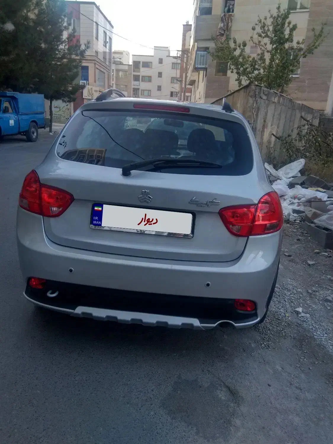 کوییک نقره‌ای  1401 بی رنگ|خودرو سواری و وانت|همدان, |دیوار