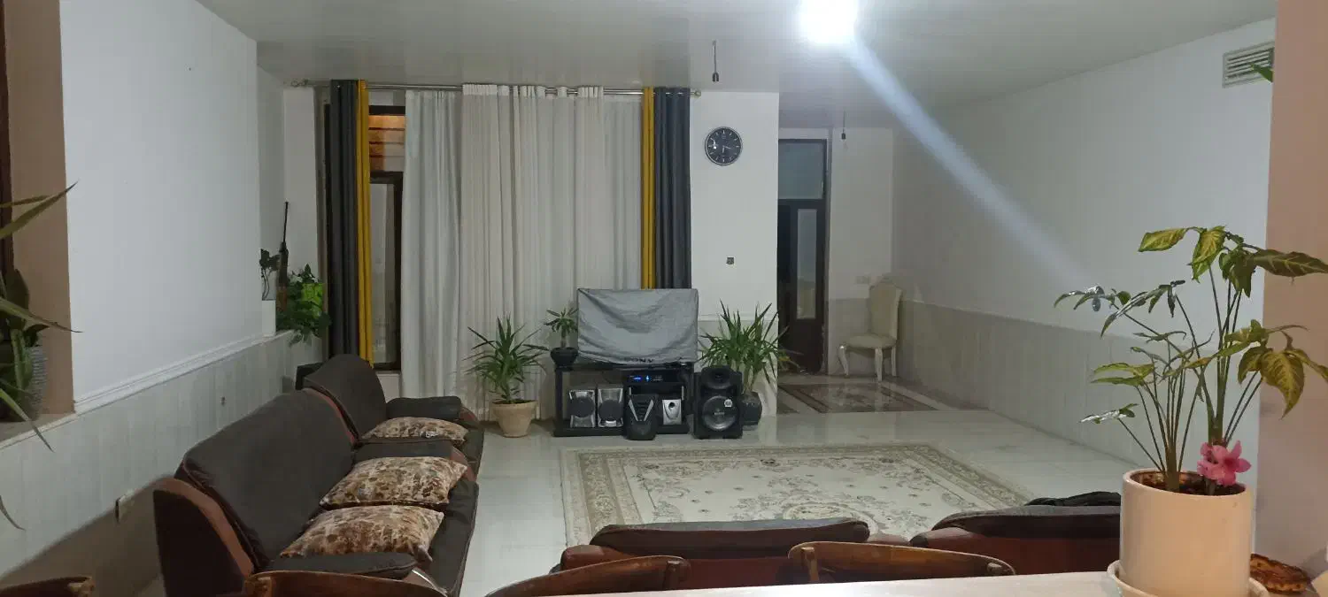 باغ مبله جاده صدرا ، نزدیک به جاده اصلی|اجارهٔ کوتاه‌مدت آپارتمان و سوئیت|شیراز, باغشهر قصر سبز|دیوار