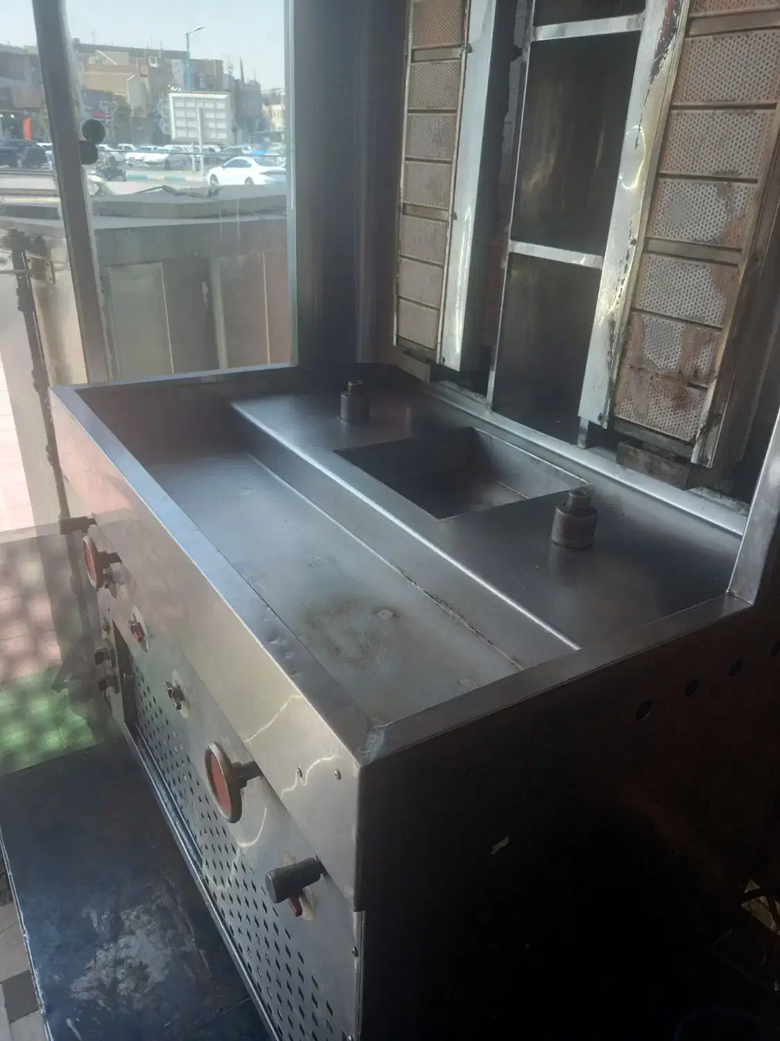 فر کباب ترکی دو سیخ|فروشگاه و مغازه|یزد, |دیوار